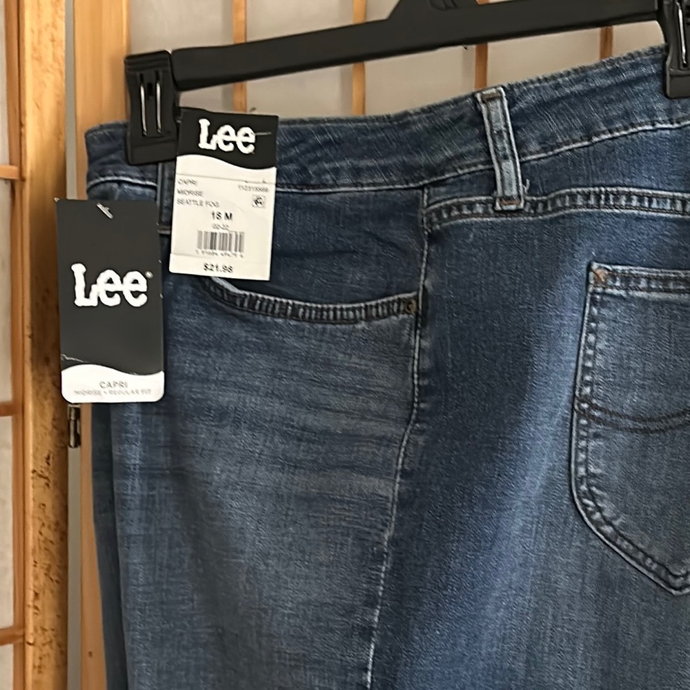 Lee Blue Cropped Ankle Jeans with Modern Indigo Wash
